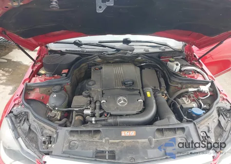 2013 Mercedes-Benz C 250 Sport из США, поврежденный, VIN WDDGF4HB4DA776499